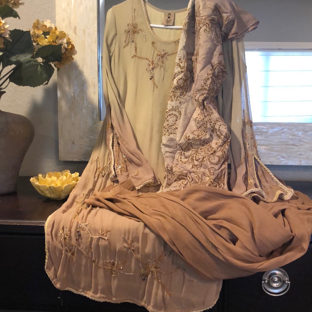 Salwar Kameez dress